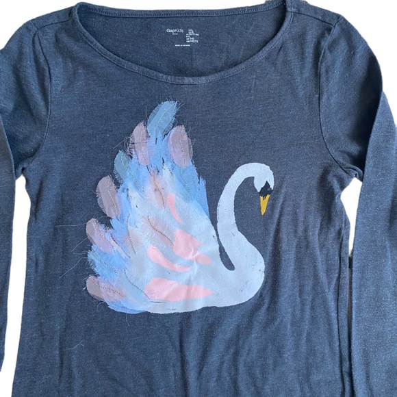 GAP Kids Long Sleeve Top With a Swan - Girls 10-11 Years Old - Picture 2 of 3
